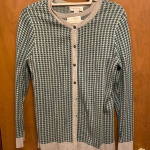 Woman’s sweater set